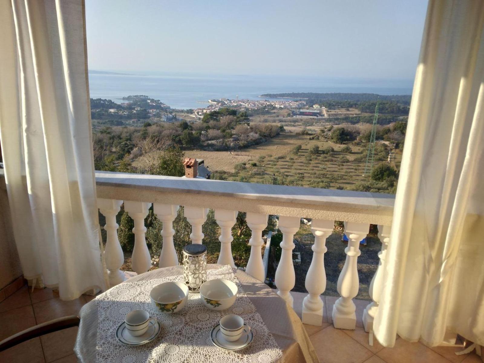 Apartments Panorama View Zeljko Scerbe Mundanije Экстерьер фото